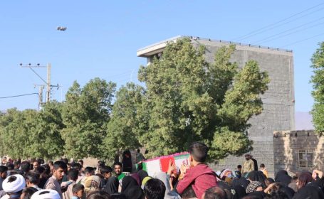 مراسم استقبال از شهید خوشنام در شهرستان قلعهگنج مراسم استقبال از شهید خوشنام در شهرستان قلعهگنج