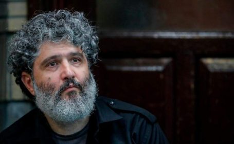 مرحوم کاسبی نگاهش صریح بود