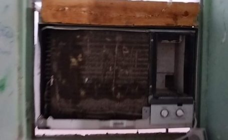 دانشآموزان «اردوگاه» از کمبود کلاس رنج میبرند دانشآموزان «اردوگاه» از کمبود کلاس رنج میبرند