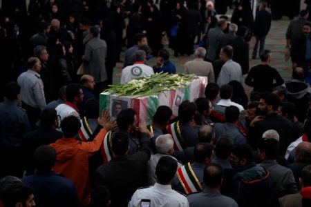 تشییع «میرشکار» آتش‌نشان فداکار