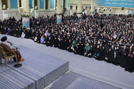 جمهوری اسلامی منطق غلط غرب درباره زن را باطل کرد