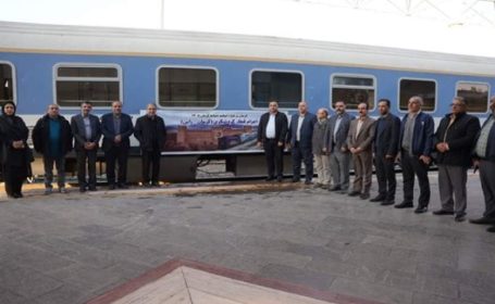 حرکت نخستین قطار گردشگری کرمان به راین