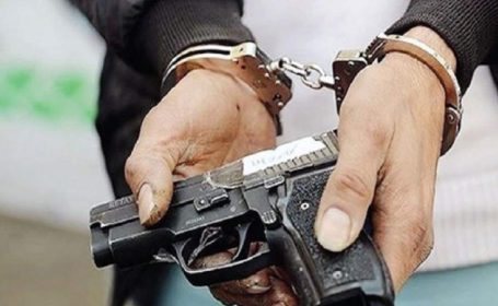 دستگیری سریع عامل نزاع خیابانی در بردسیر دستگیری سریع عامل نزاع خیابانی در بردسیر