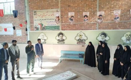 فرهنگیان سفیران جهاد تبیین هستند فرهنگیان سفیران جهاد تبیین هستند