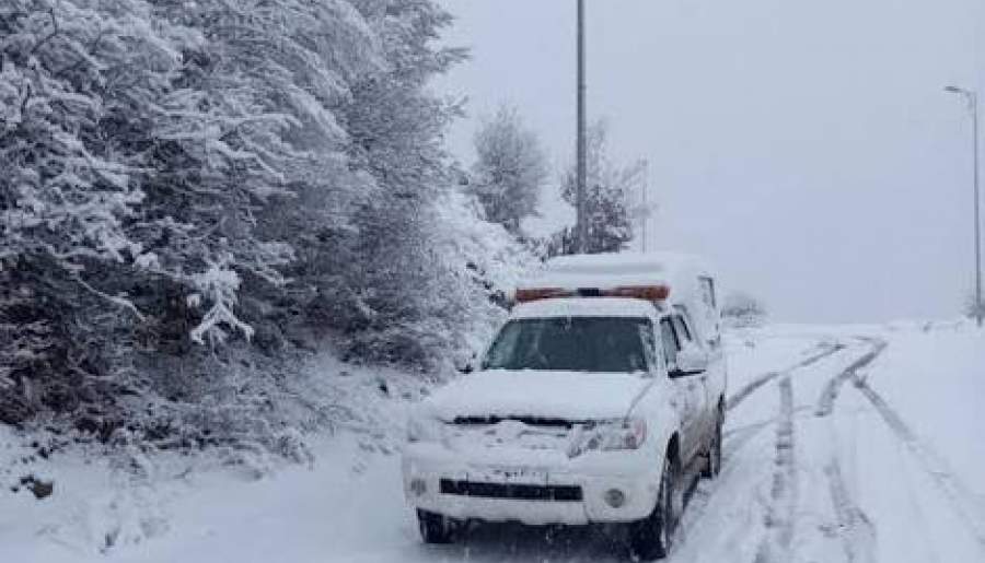 تداوم بارش برف و باران در جاده‌های جنوب کرمان