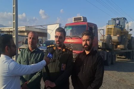 فعالیت ۳۰۰ جهادگر کرمانی در سیل جنوب کرمان