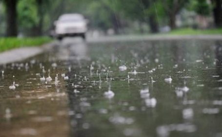 هیچ‌یک از راه‌های مواصلاتی مسدود نشده است