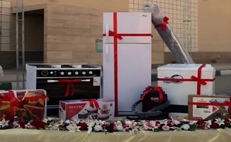 اهدای جهیزیه به خانواده مددجویان در رفسنجان