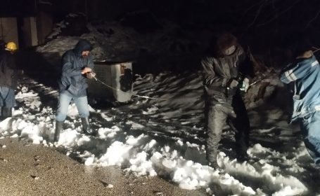 خسارت ۱۲۲ میلیارد ریالی برف به شبکه برق رابر