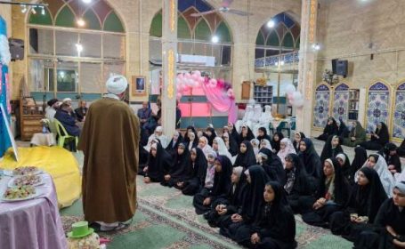 اعتکافی از جنس دخترانه در بردسیر