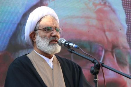 در مقابل دشمن ثابت قدم ایستادهایم در مقابل دشمن ثابت قدم ایستادهایم