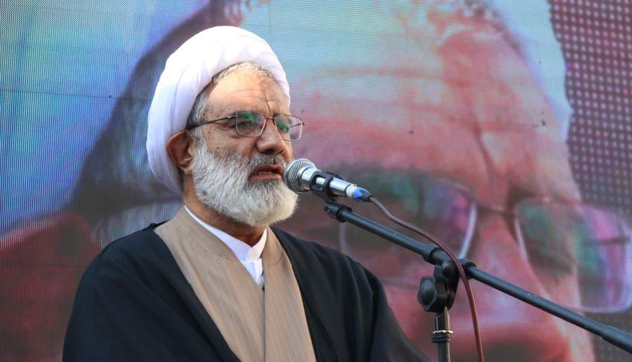 در مقابل دشمن ثابت قدم ایستادهایم