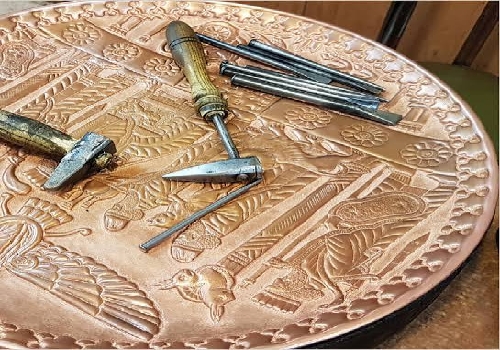 روایت زنی که با هنر، تکیه‌گاه خانواده شد