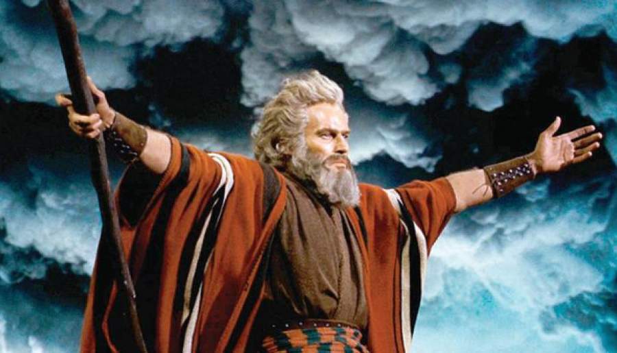 ماجرای آغاز رسالت موسی(ع)