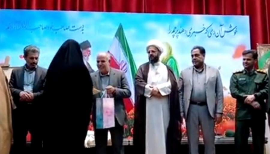 تجلیل از حافظان قرآن در زرند