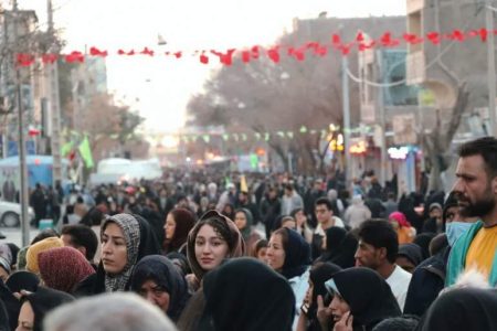 استقبال باشکوه مردم شهربابک از جشن نیمه شعبان