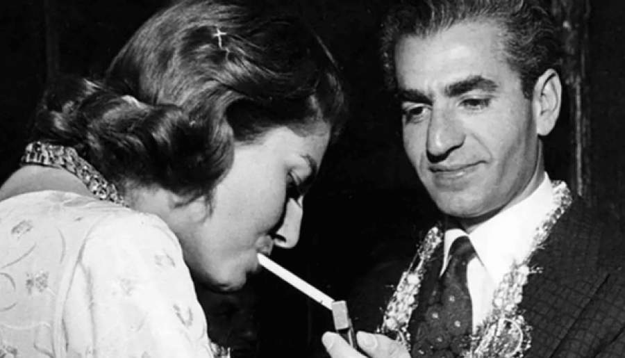 وقتی خزانه مملکت پای معشوقههای شاه میرفت