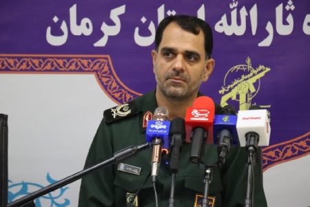 ایستادگی ملت ایران ادامه مسیر عاشورا و ولایت